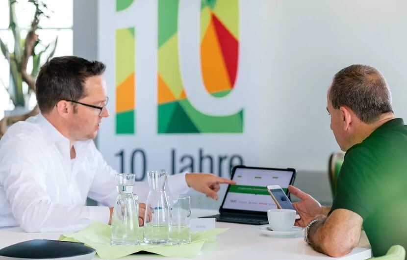 Bild einer Beratung in der Online-Marketing-Agentur
