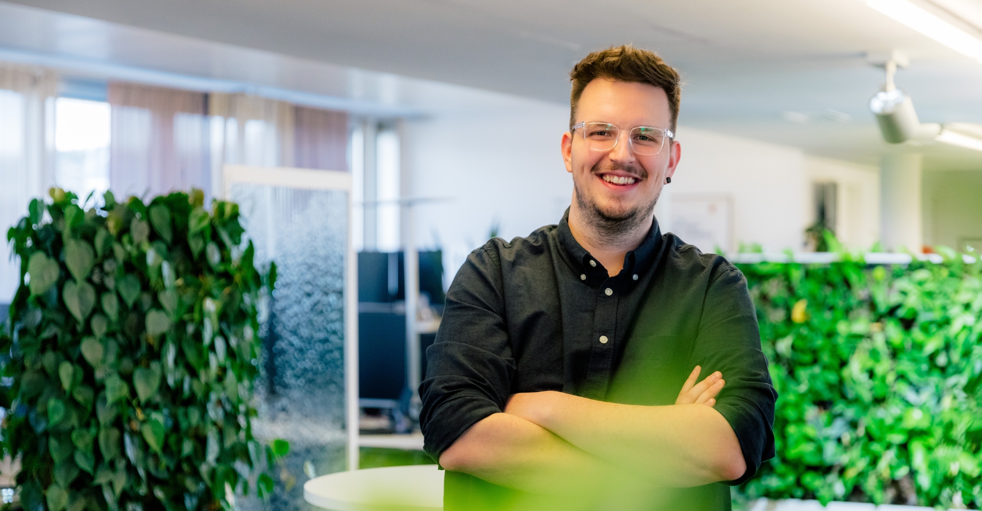 Porträt eines zufriedenen Standortleiters.